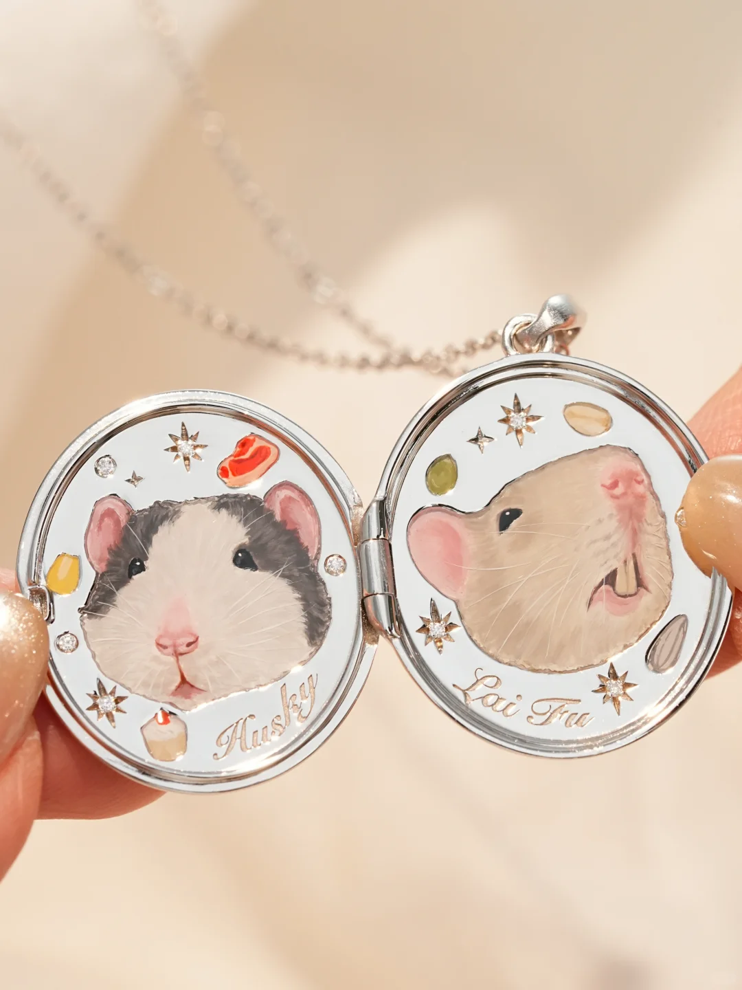 Double Portrait Pet Memory Locket image 1