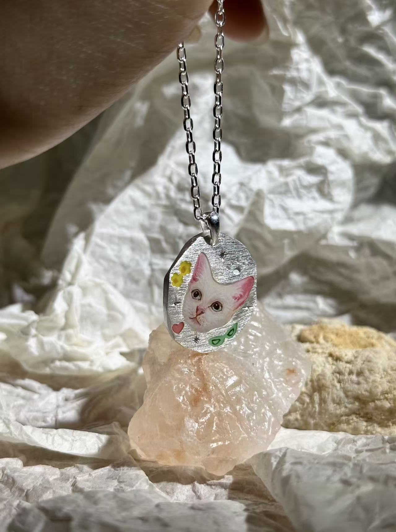 Finished custom pet portrait jewelry